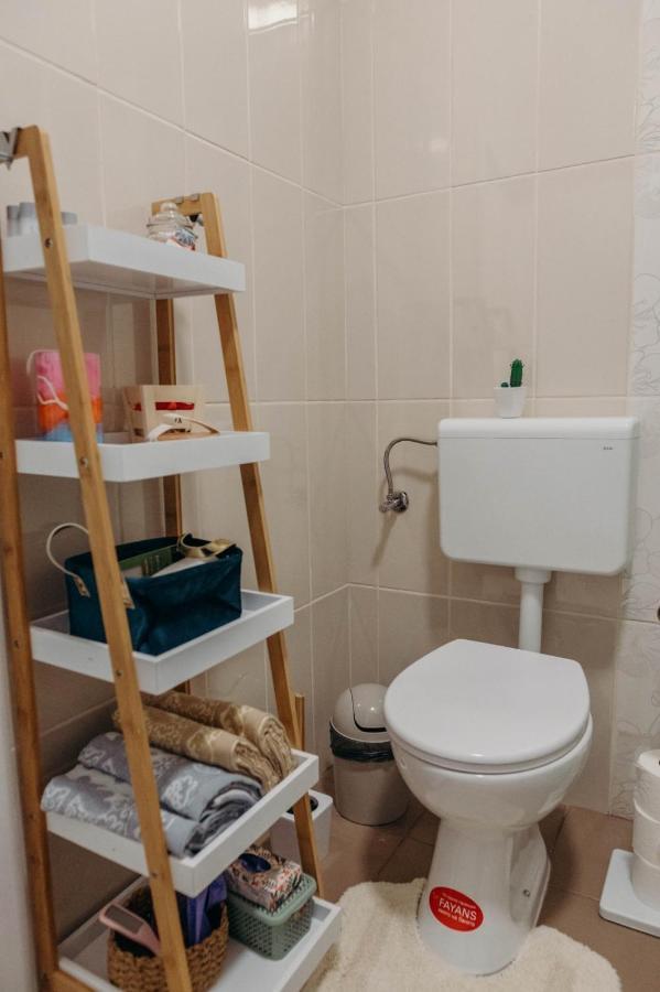 ÐakovoHolyアパートメント エクステリア 写真